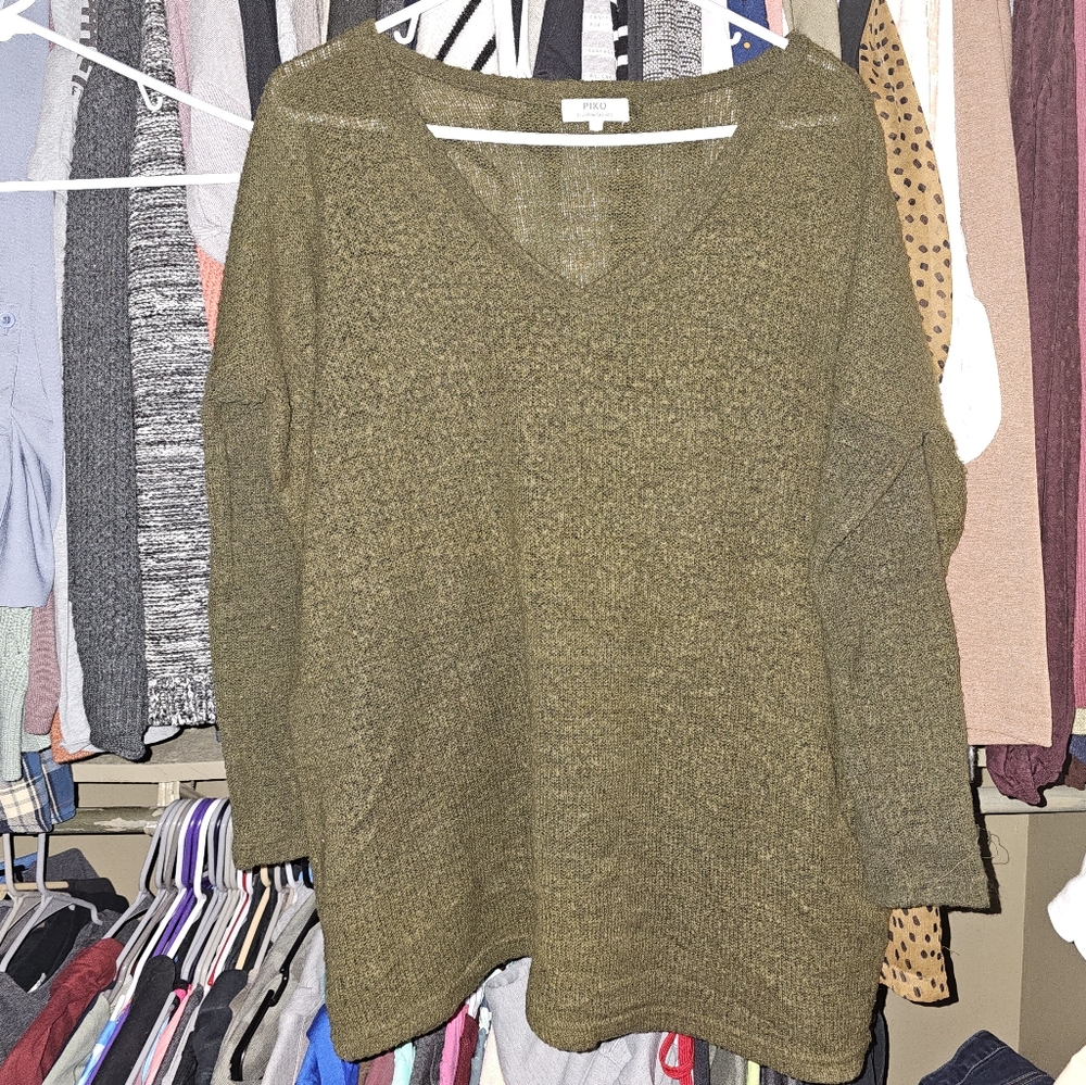 Piko Sweater